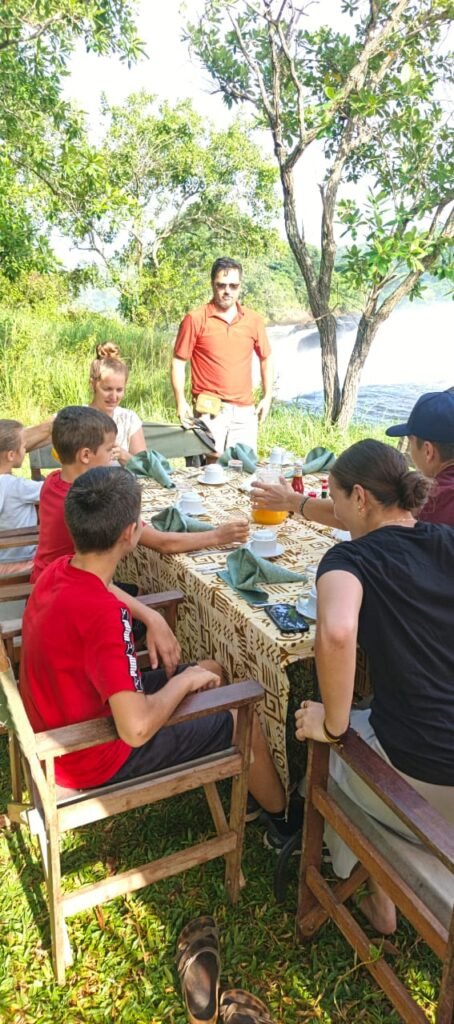 Luxury Safari in Uganda with gourmet breakfast at the Top of Murchison Falls
